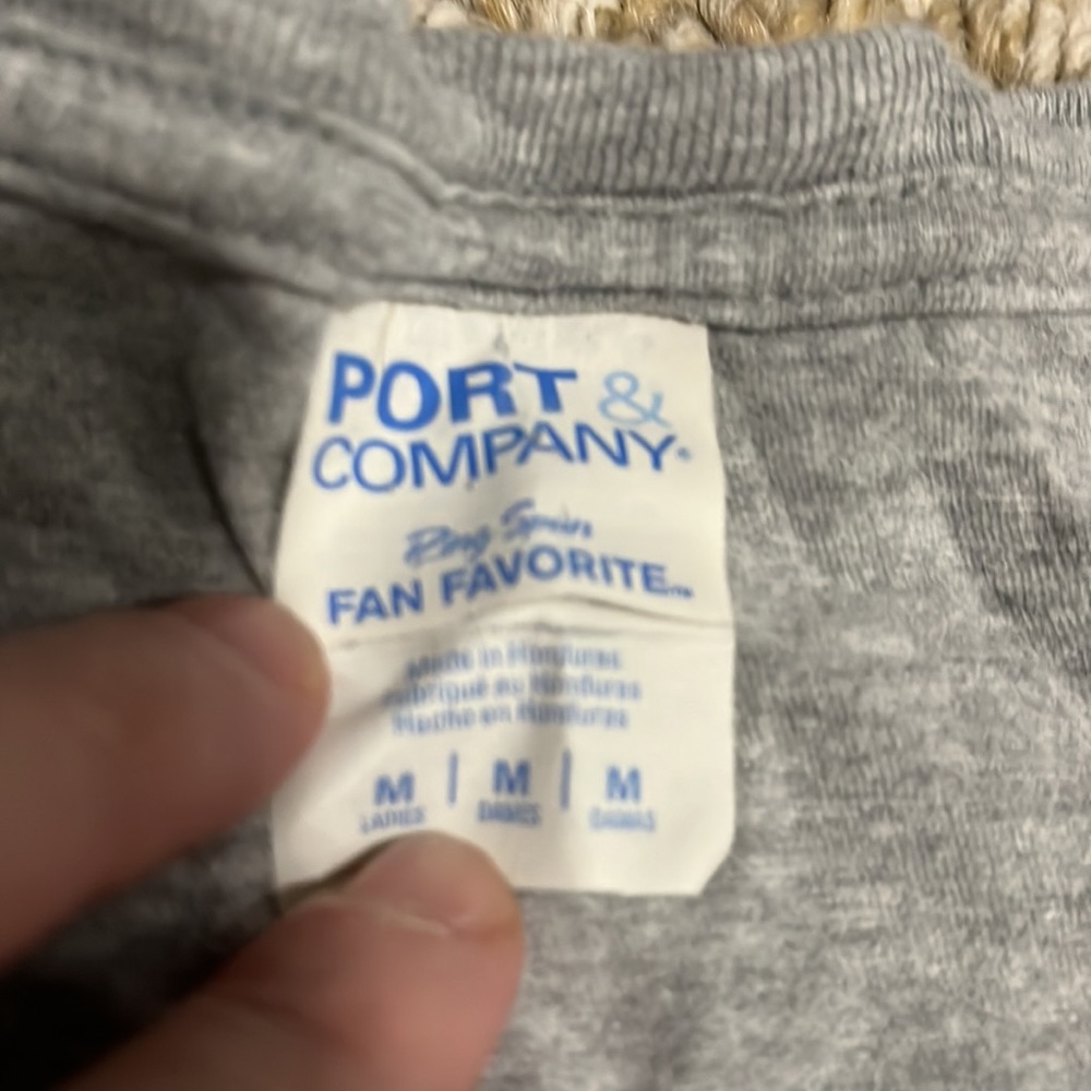 Tee! - Picture 2 of 4